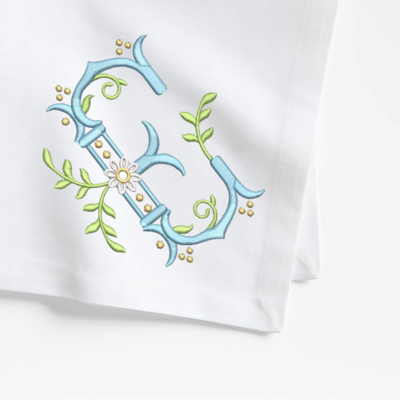 Regal Daisy Dinner Napkins