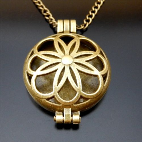 Two Flowers Aromatherapy Necklace