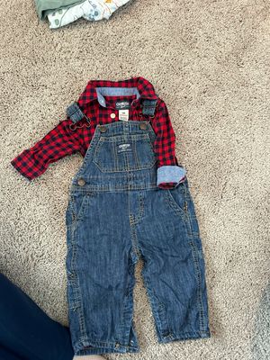 OSHKOSH overalls &amp; button down onsie. SIZE 9 MONTHS