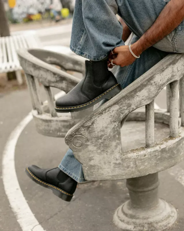 Dr. Martens 2976 Ambassador Soft Leather Black