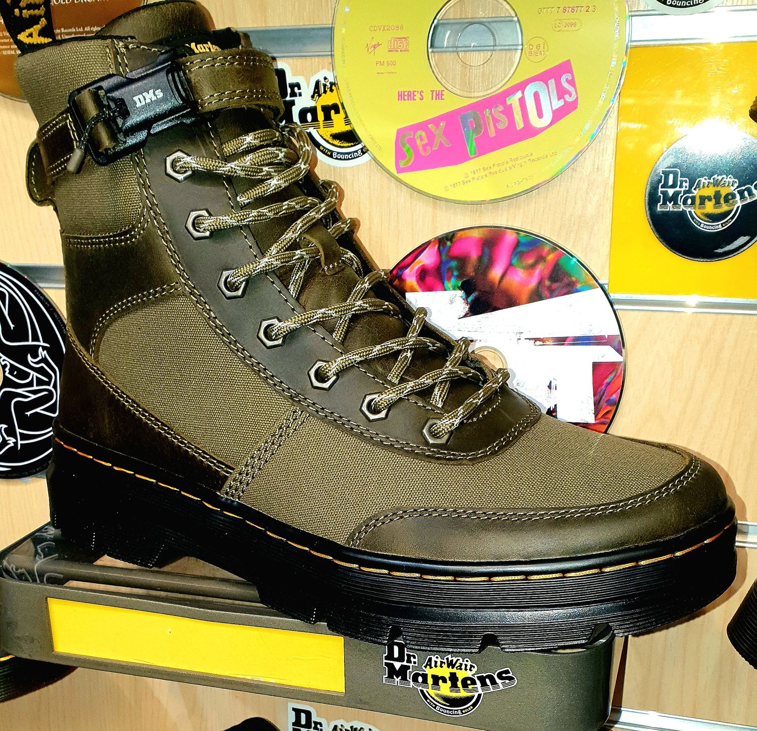 Dr. Martens Combs Tech II Olive