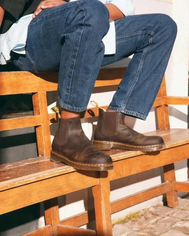 Dr. Martens 2976 Chelsea Boot Gaucho Crazy Horse Yellow Stitch
