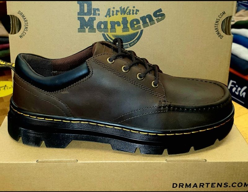 Dr. Martens Bridwell Dark Brown Wyoming