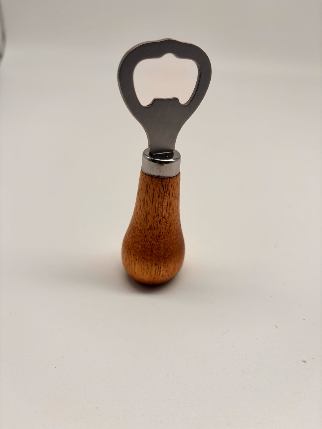 Hantlicher Flaschenöffner