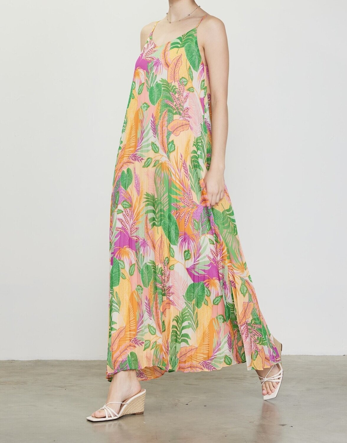 open lace back dress Halter Neck Pleated Maxi Dress
