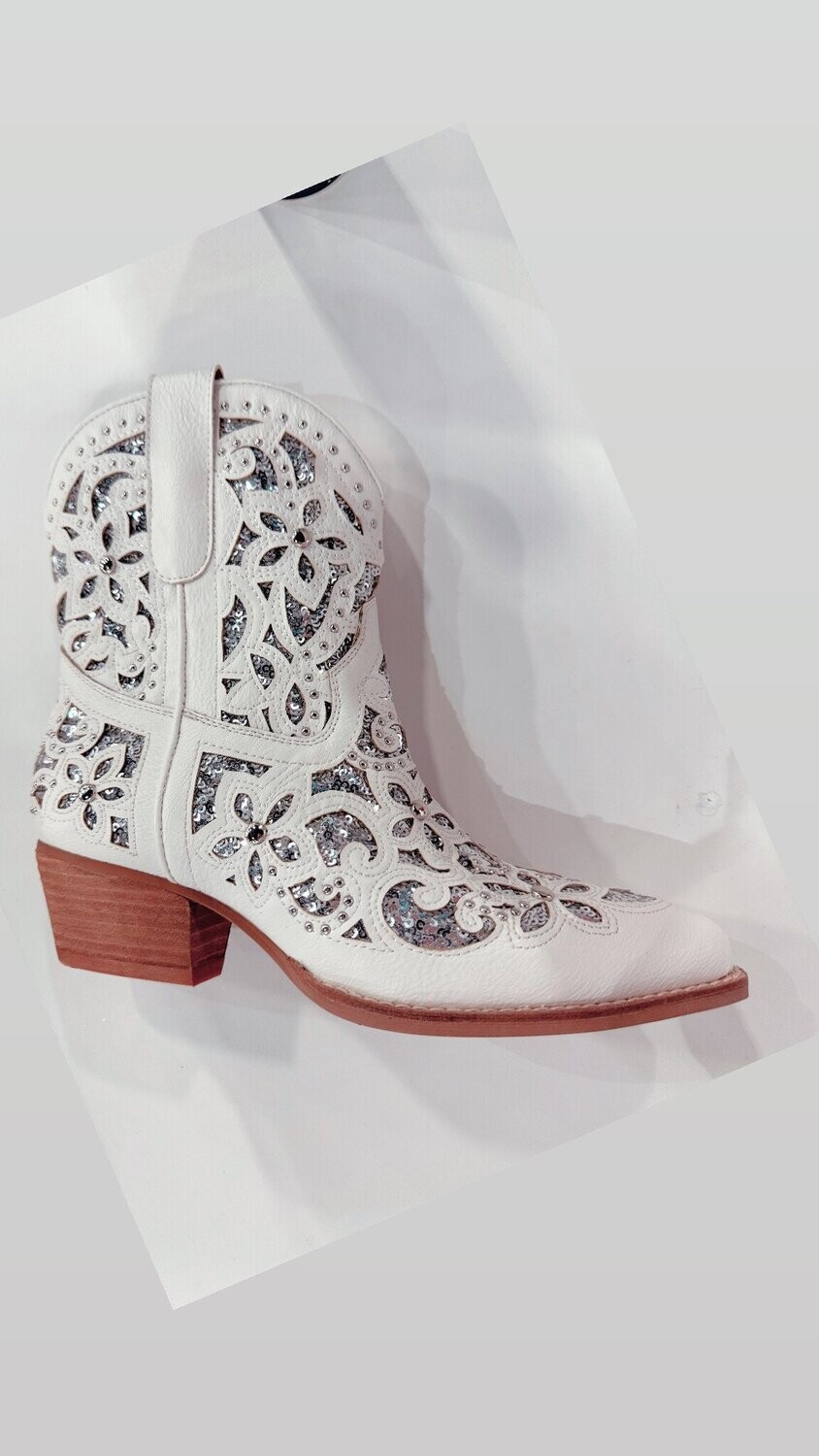Dallas-35 Booties - White
