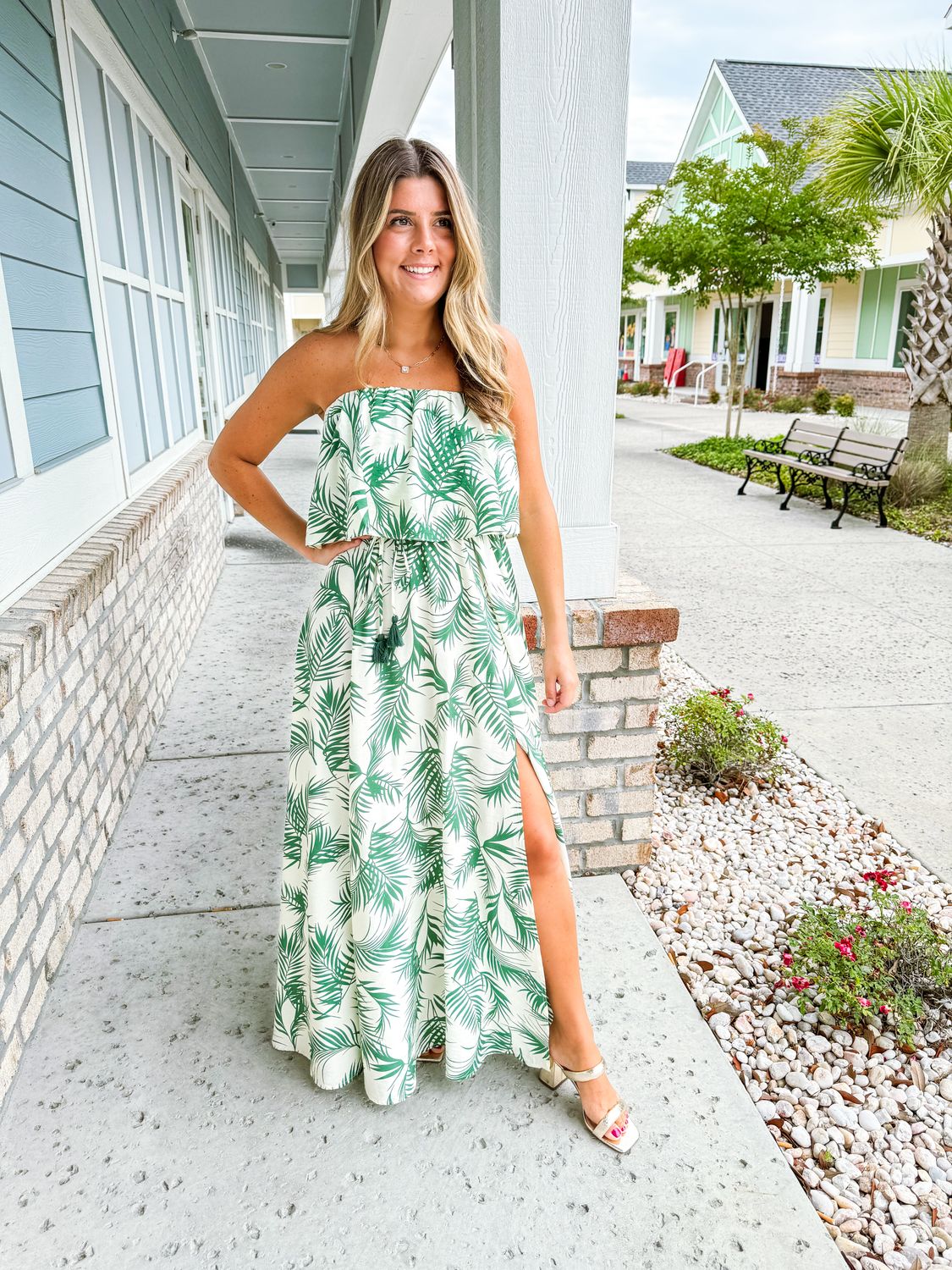 Tropical Off Shoulders Maxi Dress - Green