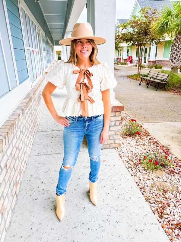 Bow Ties Textured Top - Vanilla