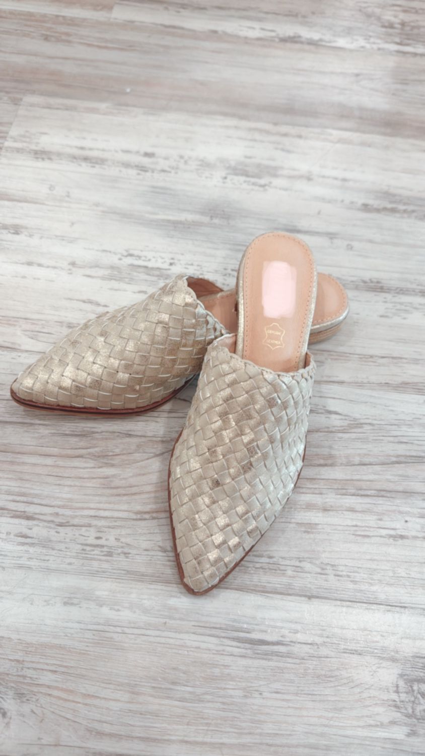Alyssa Mules - Gold