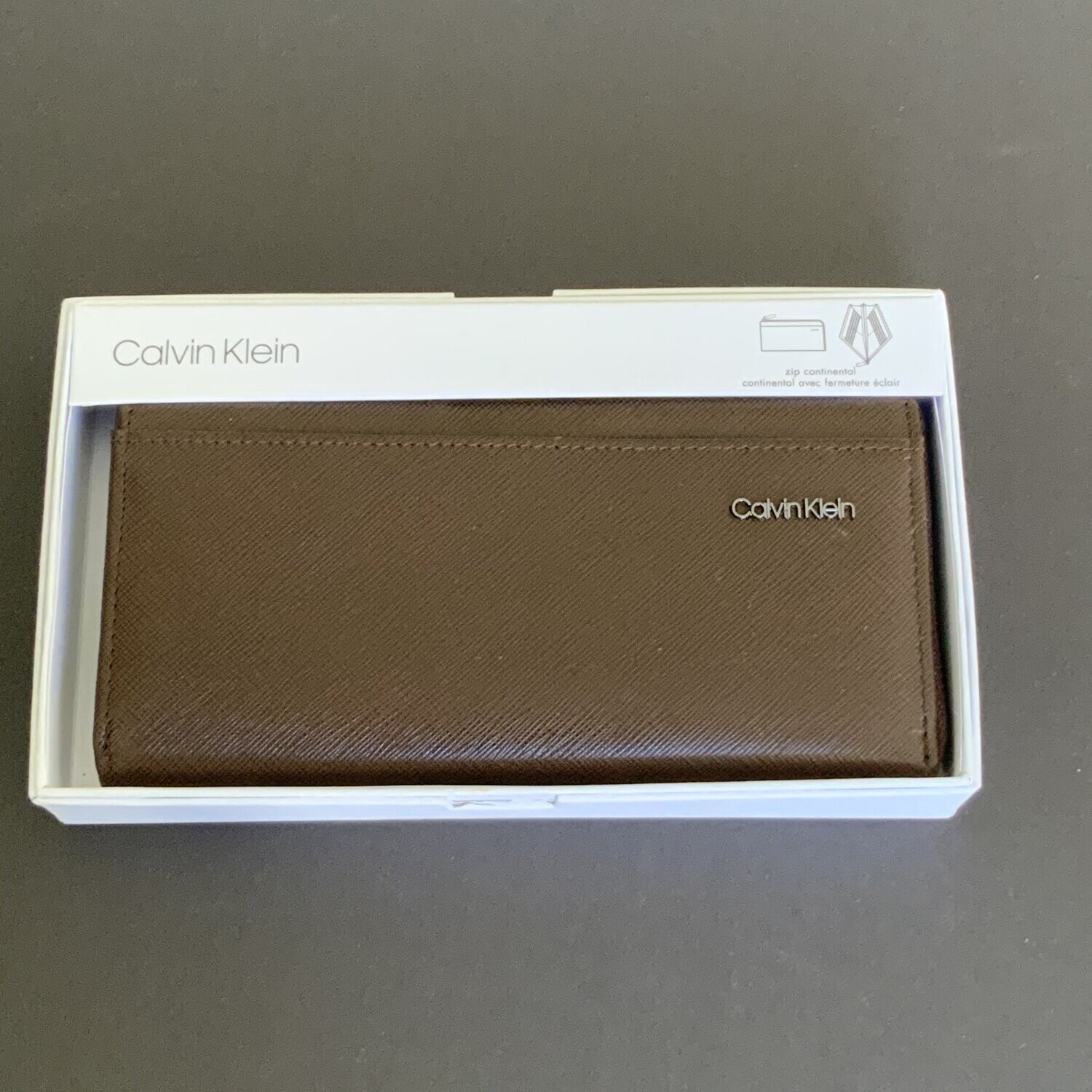 Calvin Klein Saffiano Zip Continental Wallet
