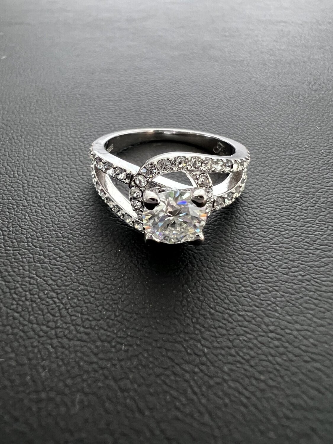 Ring S925 18K Gold Plated Moissanite Center Swarovski Side Stone, Color: Silver, Size: 6