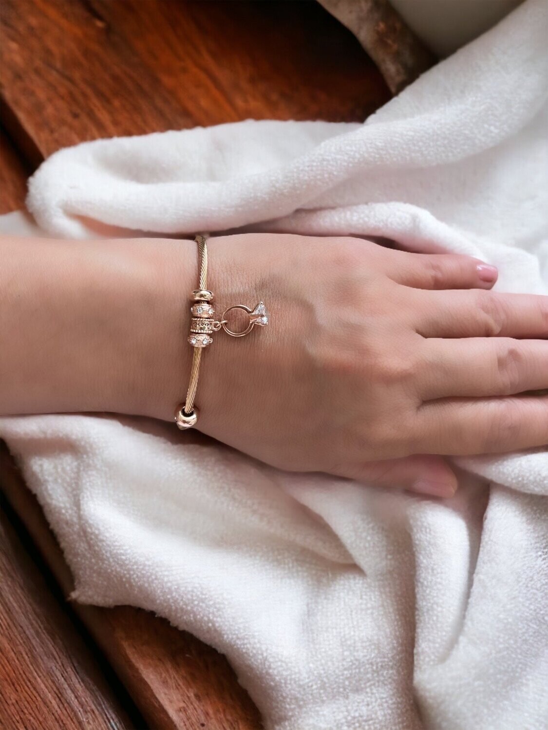 Bangle Rose Gold Plated Swarovski Crystals