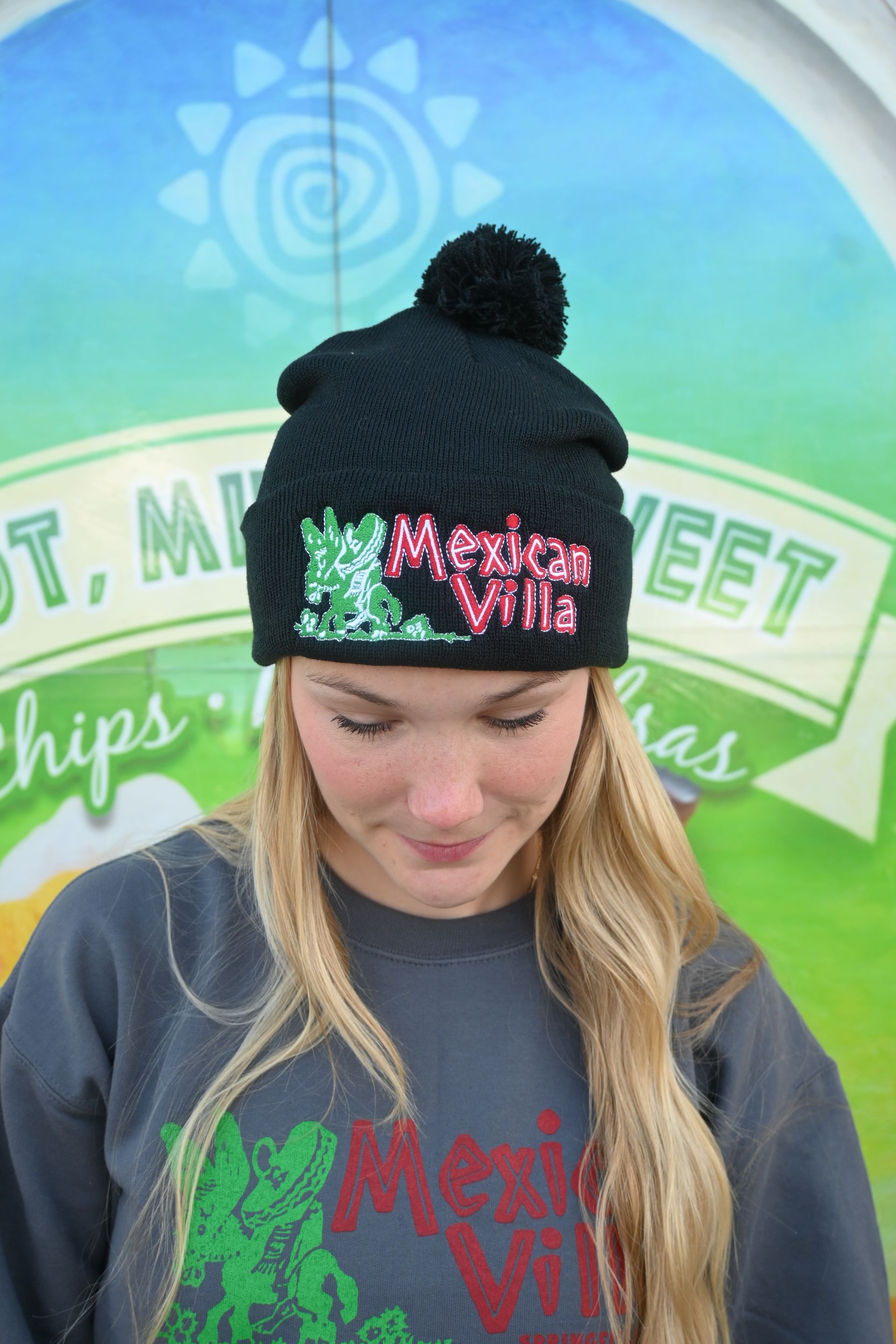 Beanie Retro Pom- Black