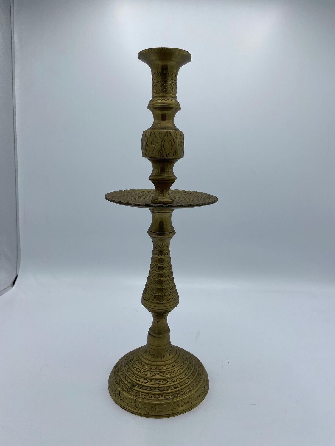 CANDELABRO GRANDE DE BRONCE