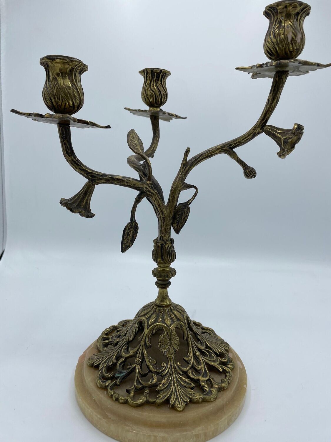 CANDELABRO DE BRONCE Y BASE DE MARMOL