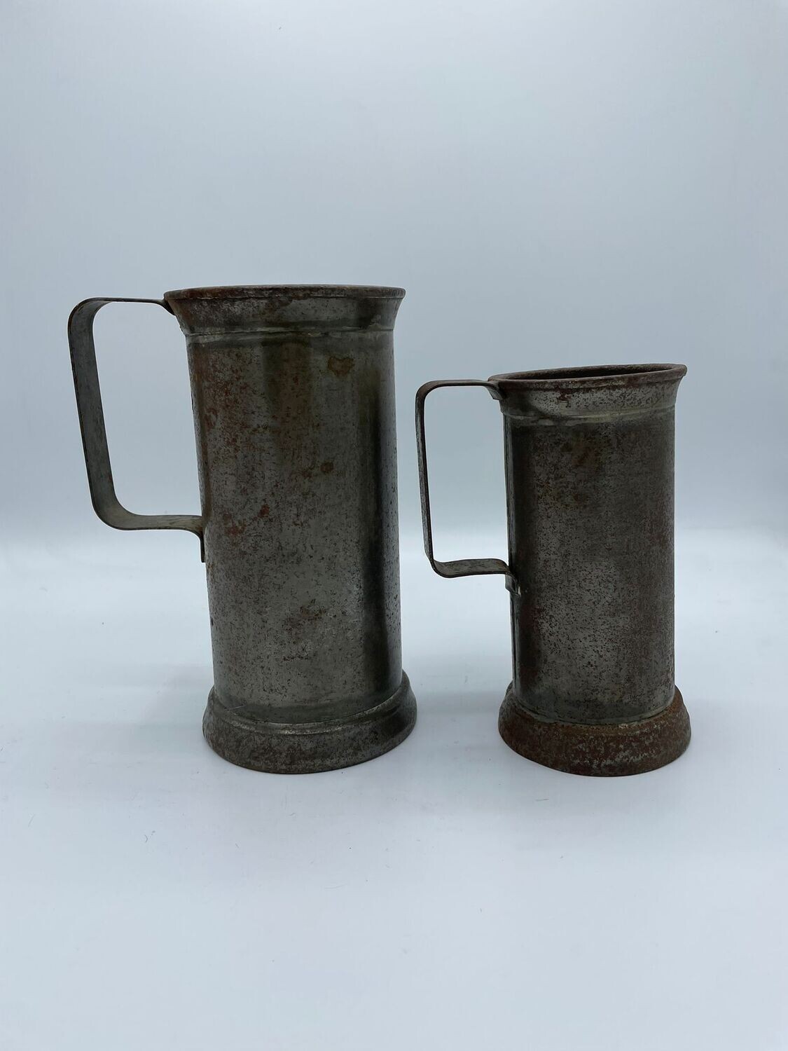 VASOS DE HIERRO GRANDE Y PEQUEÑO