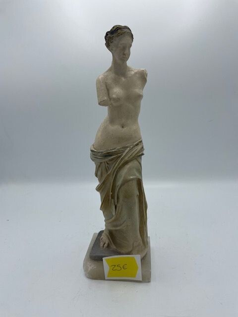 ESCULTURA AFRODITA  VENUS DIOSA DEL AMOR