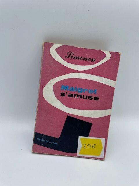 MAIGRET S'AMUSE