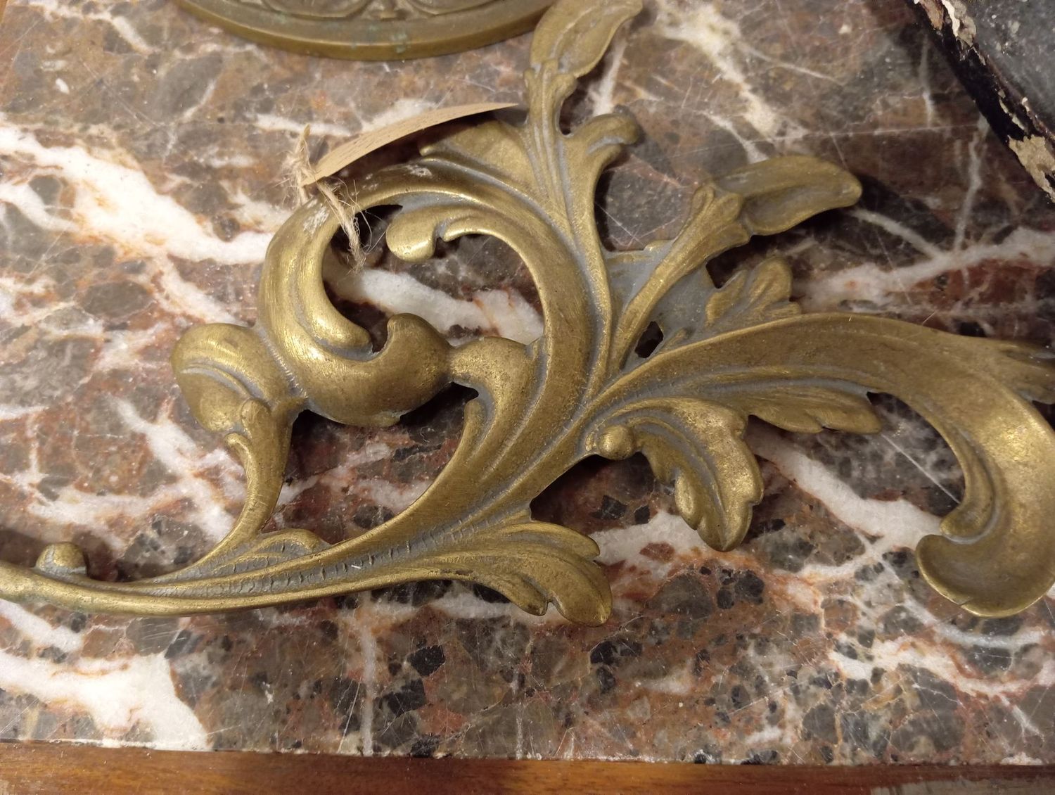 Aplique decorativo hoja