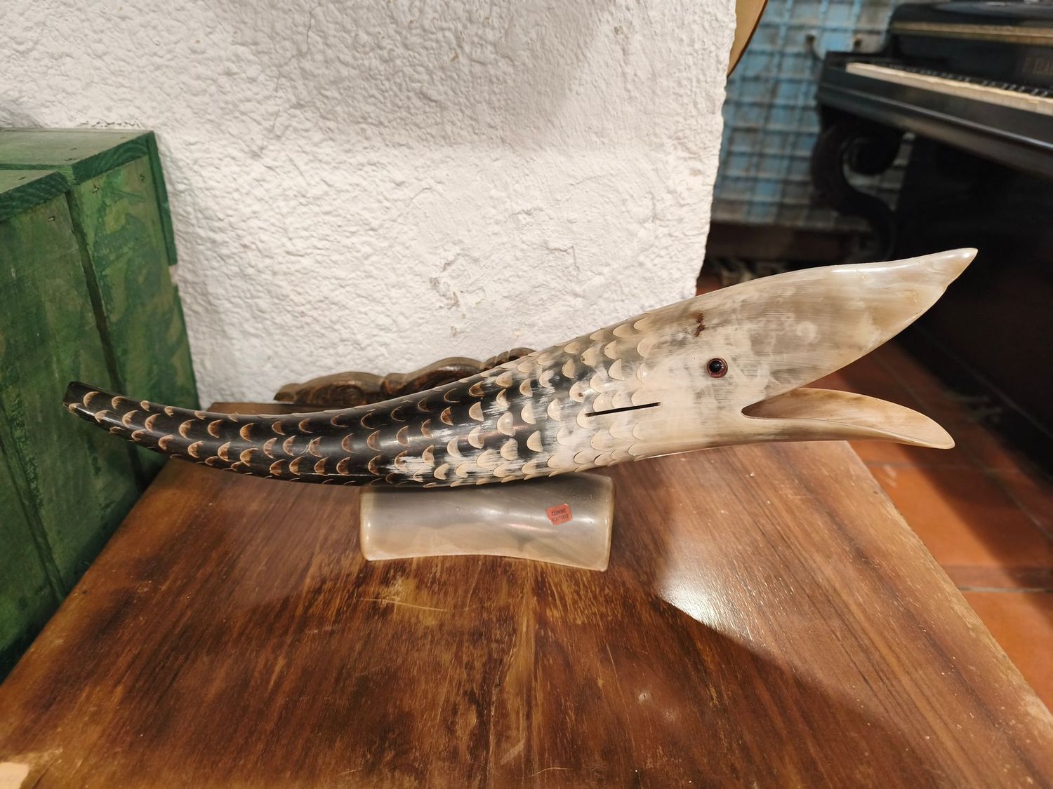 Cuerno tallado a mano