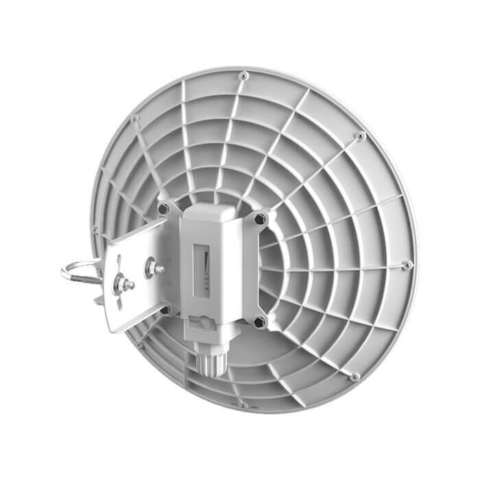 Router con antena integrada de23dBi de doble cadena de 5Ghz, 802.11ac, 720MHz CPU, 128MB RAM, 10/100/1000, POE.