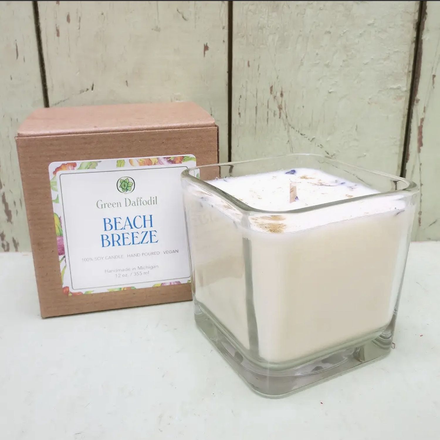 Green Daffodil 12oz Candle