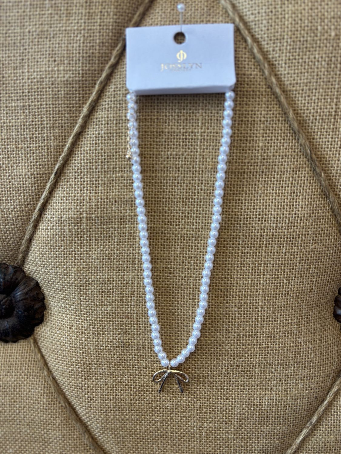 Pearl Bow Necklace