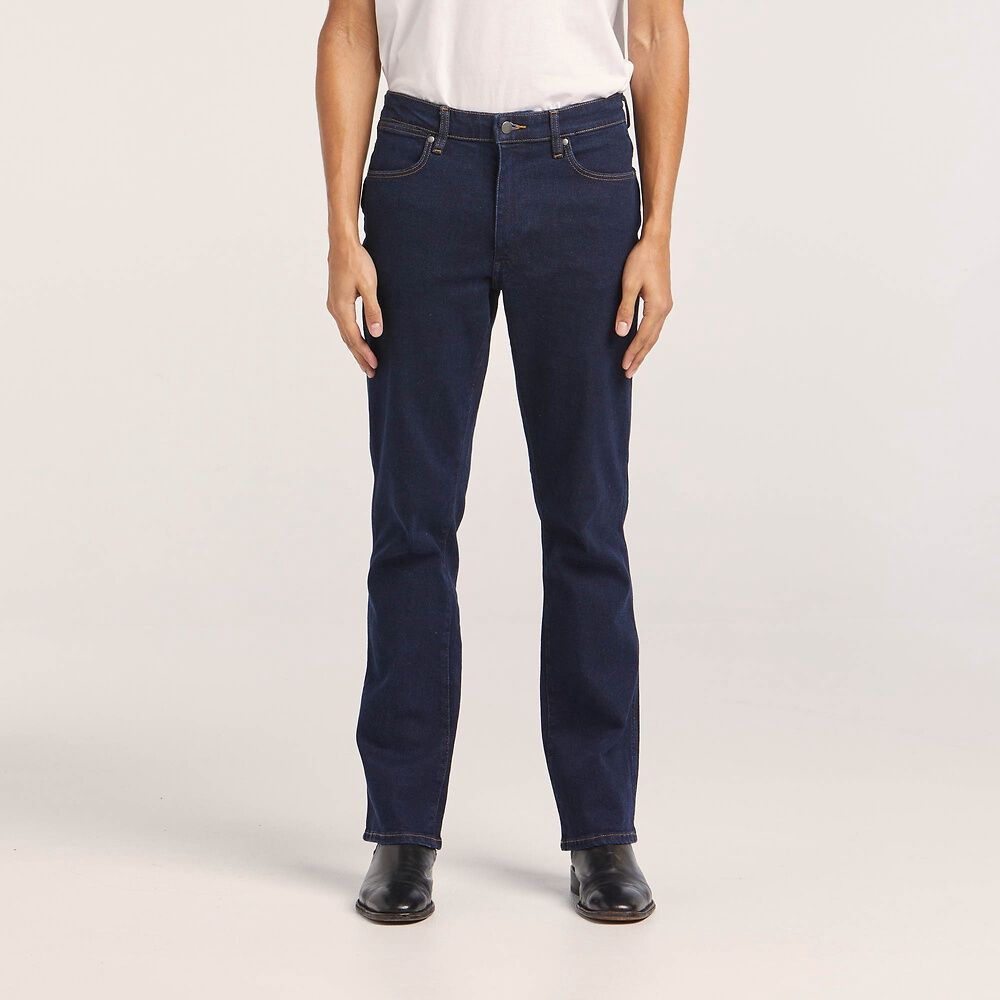 Wrangler Men&#39;s Regular Bootcut Jean - 2 colours