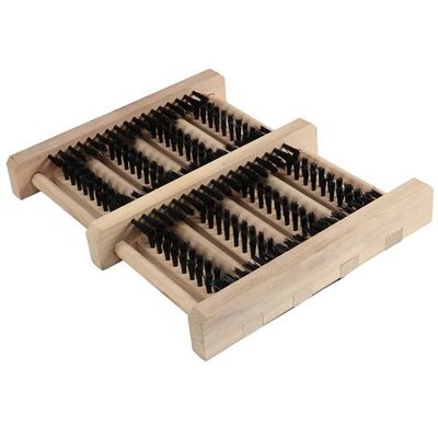 Hands-free boot cleaner