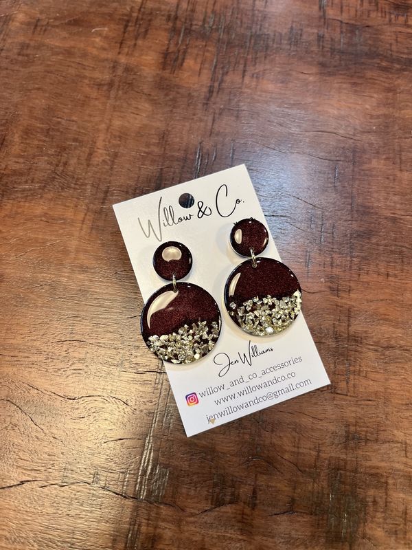 Willow and Co. deep maroon and gold glitter midi dangle earrings