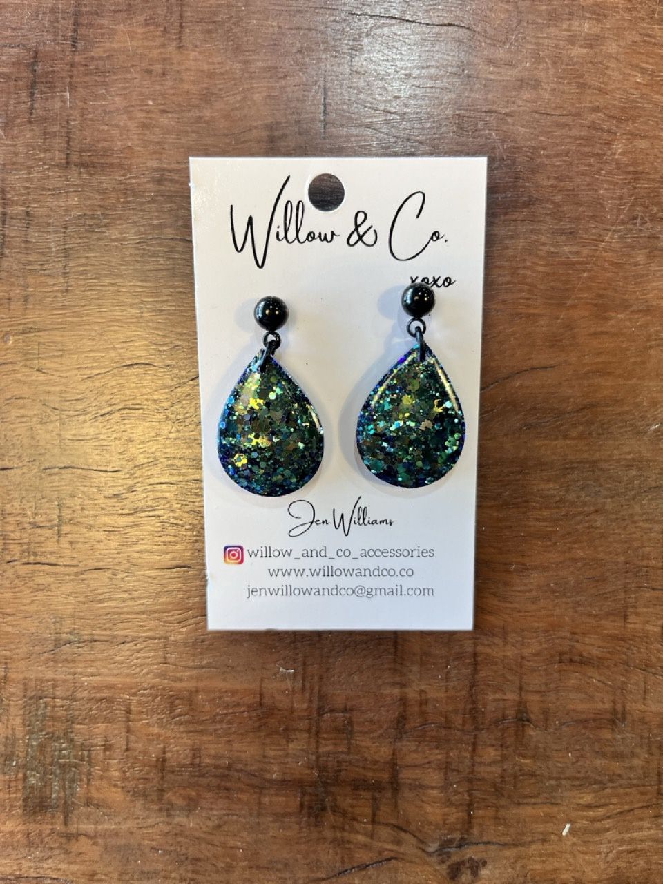 Willow &amp; Co Mini Dangle - turquoise and black