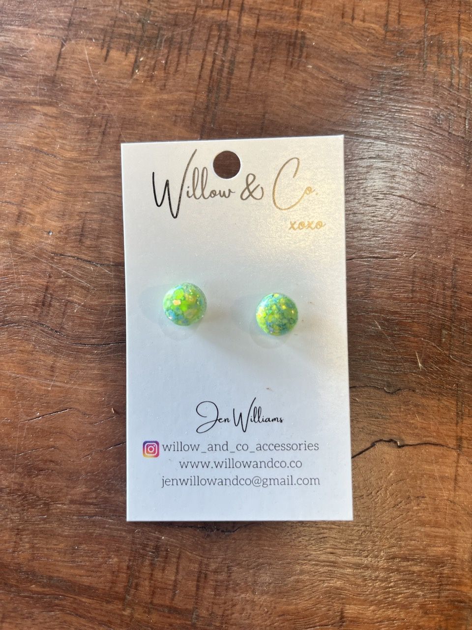 Willow &amp; Co Mini Studs - Electric Lime