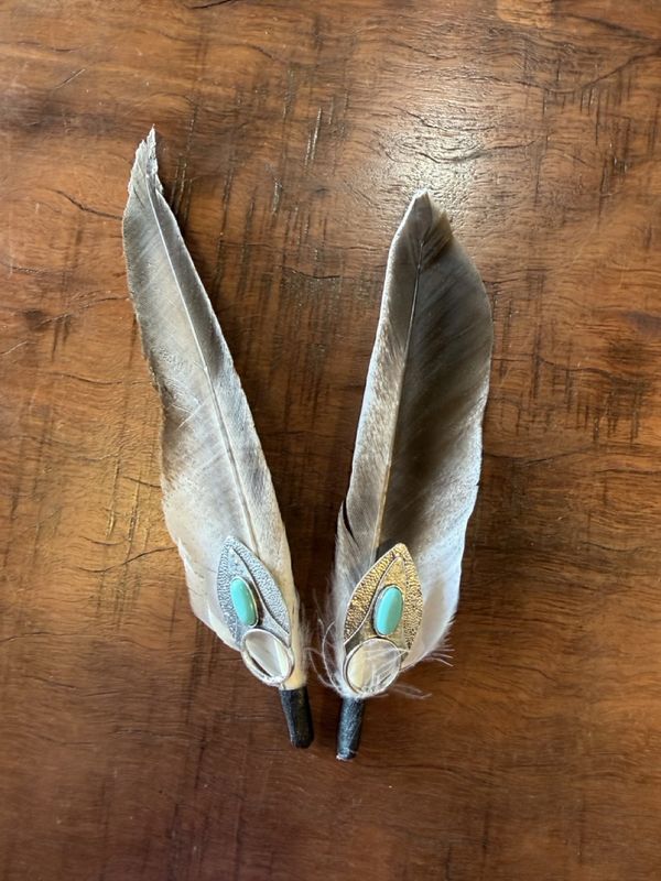 Cowboy hat faux feathers
