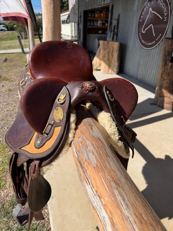 James Saddlery Colt Revolver – Flex-Fit Tree