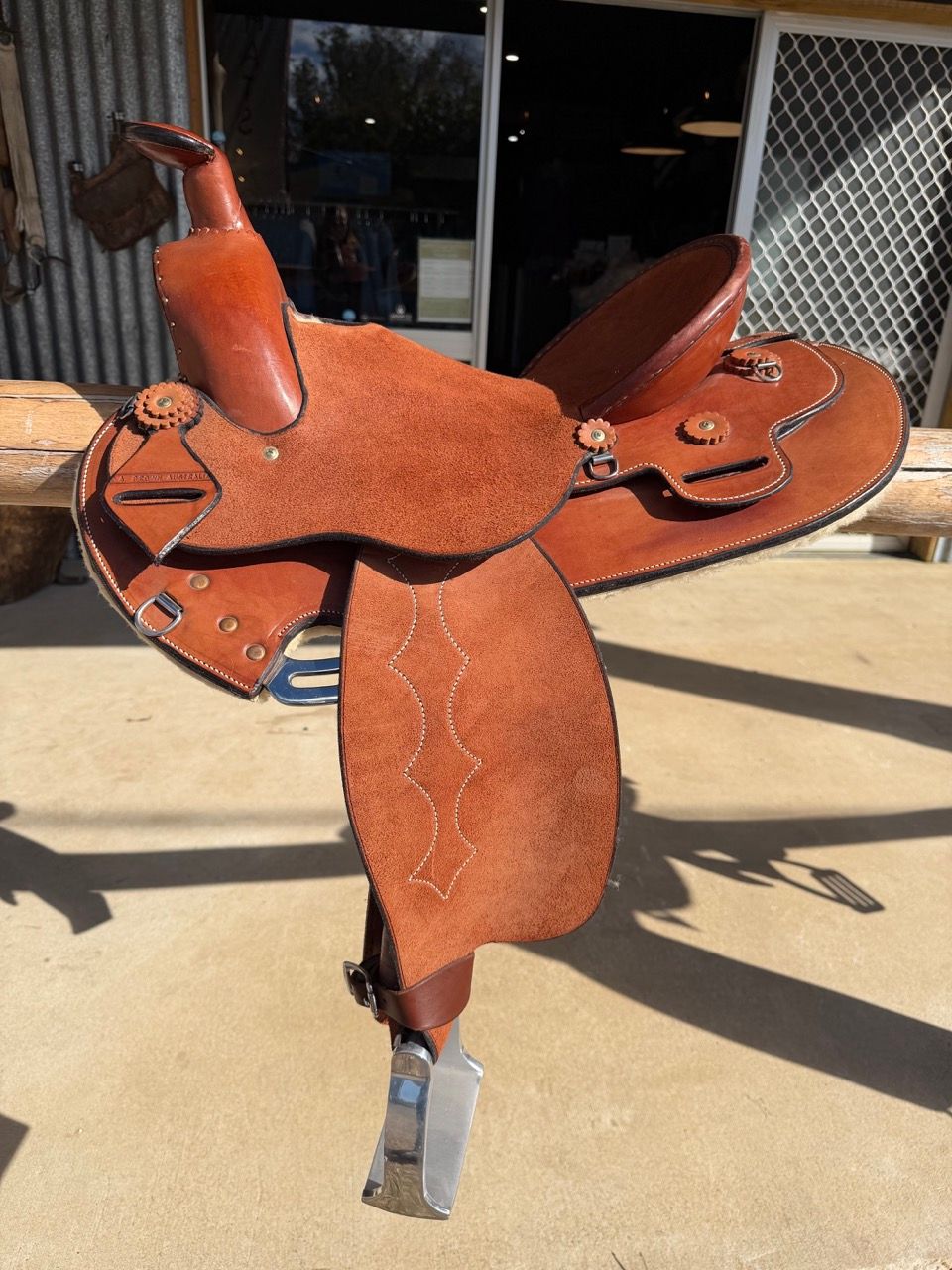 15.5" Phil Brown Western Pleasure Saddle – Brand New