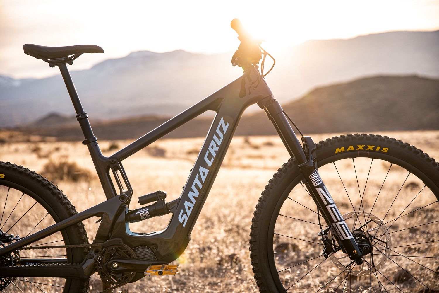 Santa Cruz Bullit 3  CC  R- Kit RS SDS  MX Gloss Carbon Large
