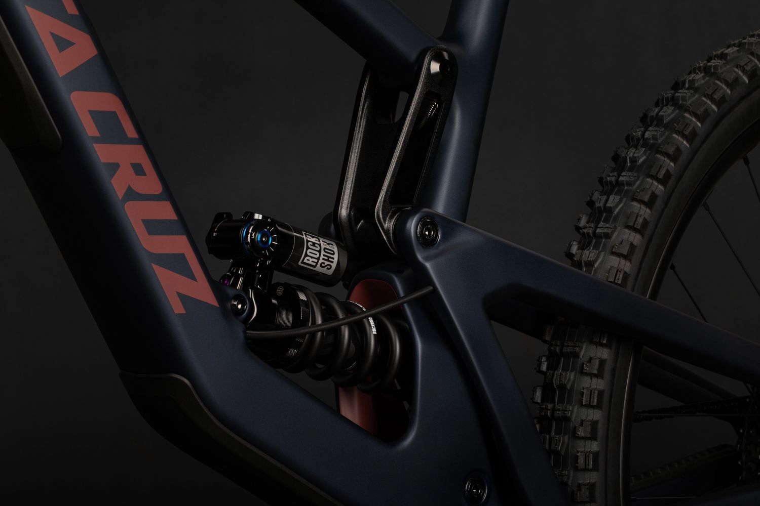 SANTA CRUZ NOMAD C  R