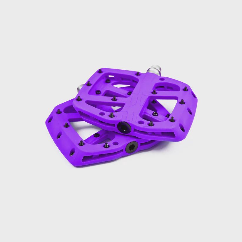 E THIRTEEN Pedal Base Flat Composite Body