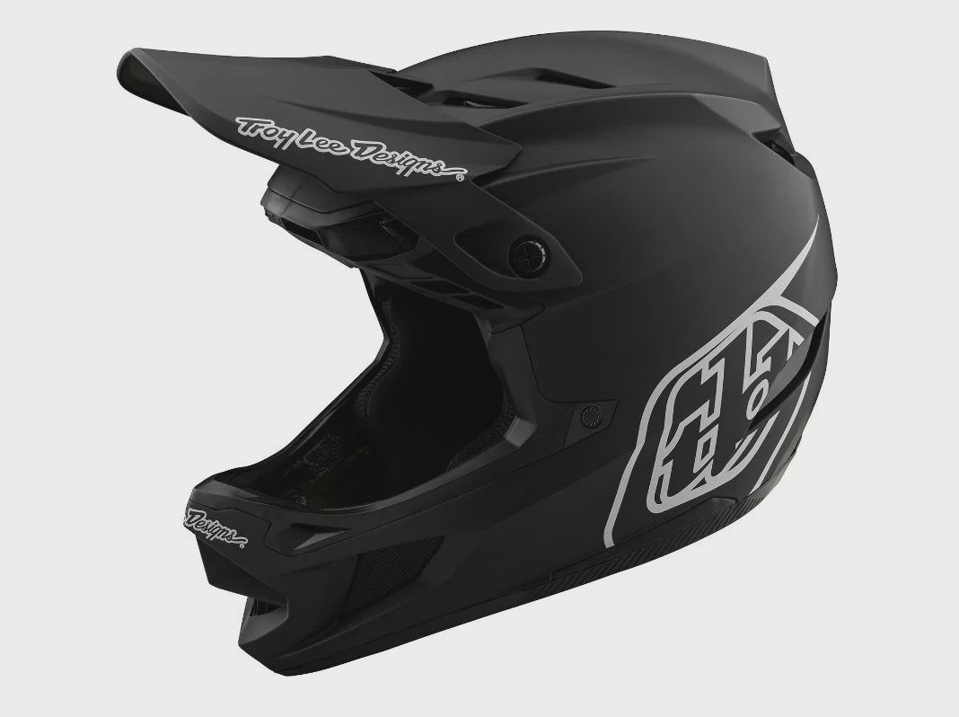 TROY LEE DESIGNS 25 D4 POLY AS HELMET STEALTH BLACK  XLG / 2XL