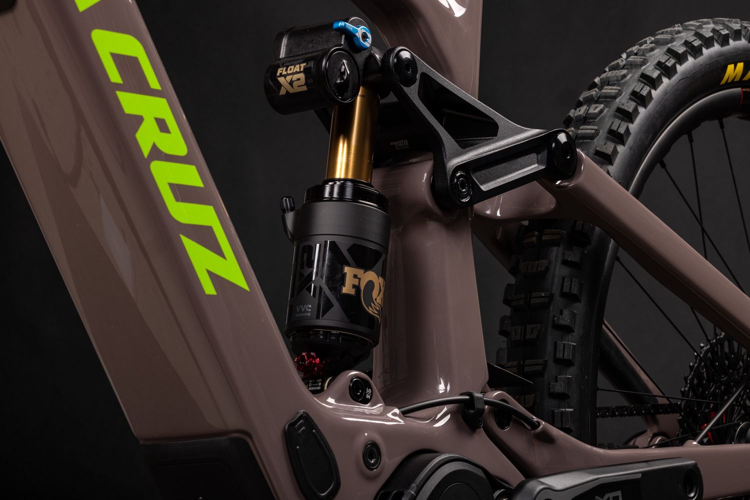 27 Santa Cruz Bullit - X0 AXS RSV