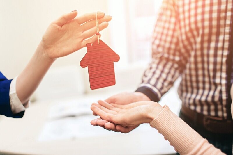 AGENTE DI AFFARI IN MEDIAZIONE IMMOBILIARE