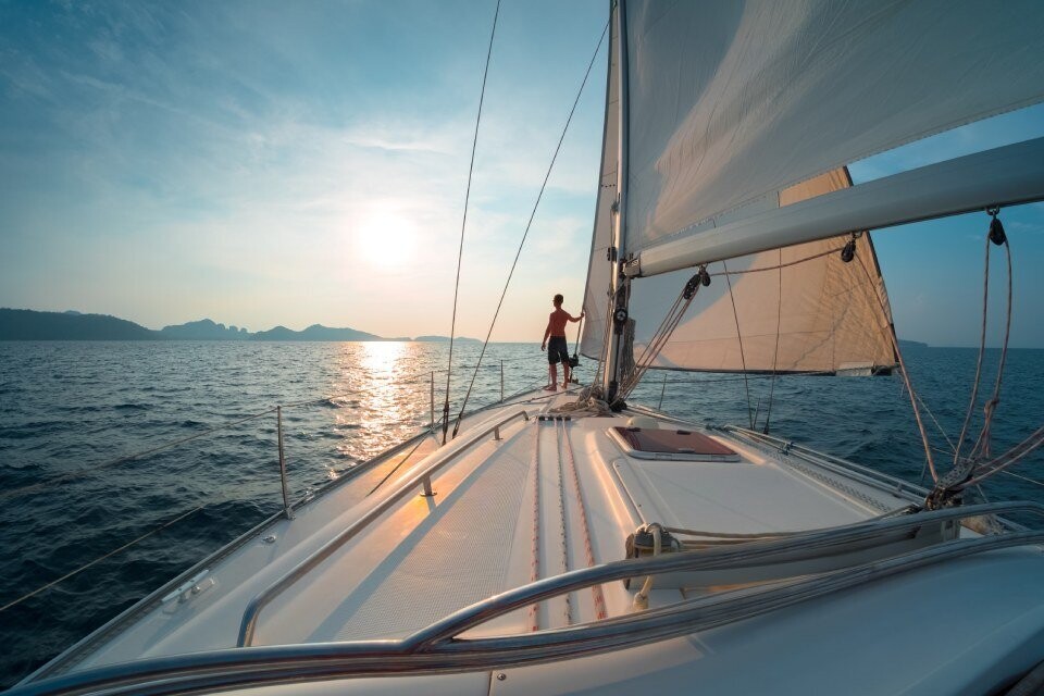 CORSO TEAM BUILDING IN BARCA A VELA