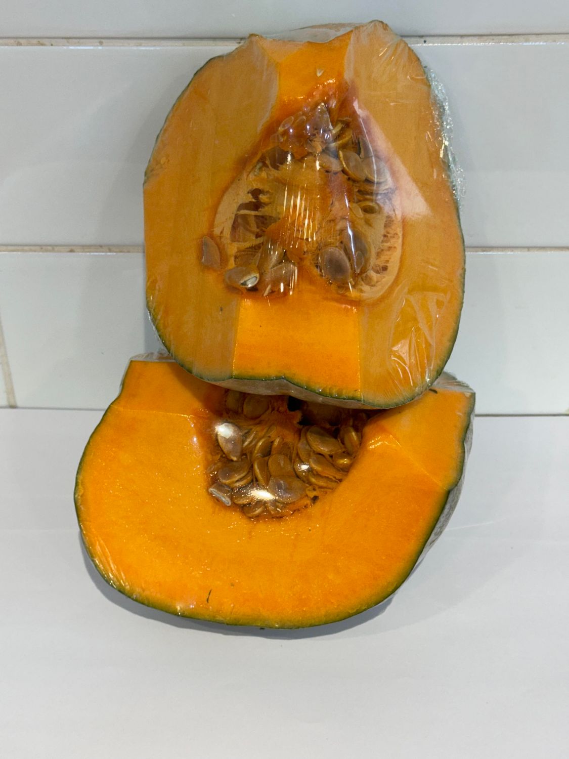 Pumpkin Grey Cut 1/4, Each