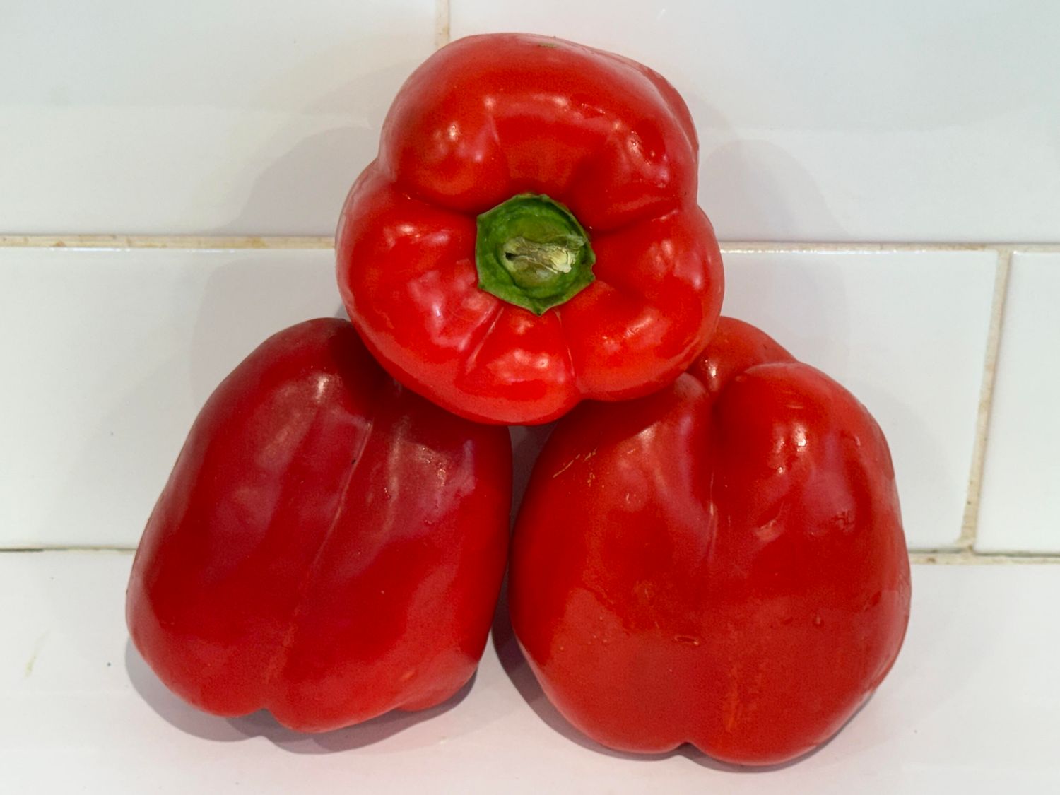Capsicum Red, Each