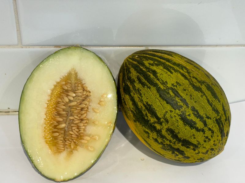 Piel De Sapo Whole, Each
