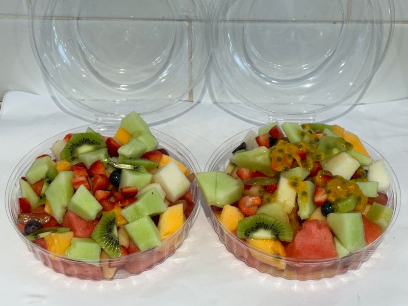 Fruit Salad LRG 20oz, Each