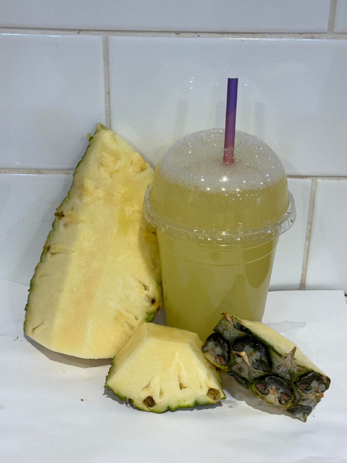 PLAIN JUICE - Fresh Pineapple Cup
