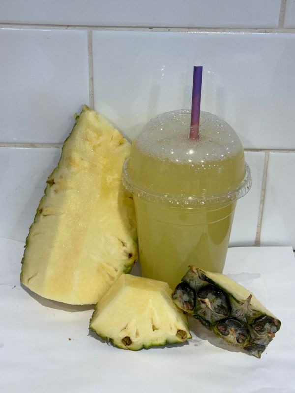 PLAIN JUICE - Fresh Pineapple Cup