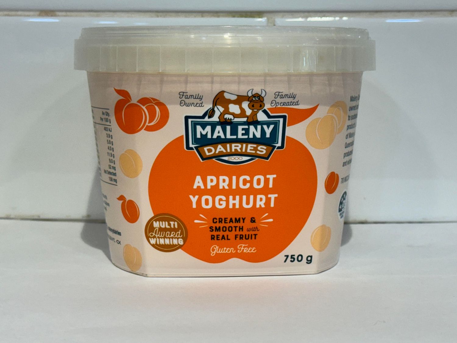 MALENY DAIRIES - Apricot Yoghurt 750g tub, Each