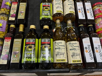 OILS AND VINEGARS